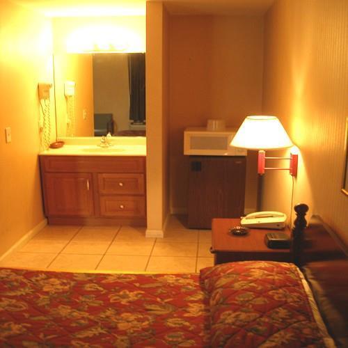 Maple Leaf Motel New Milford Стая снимка