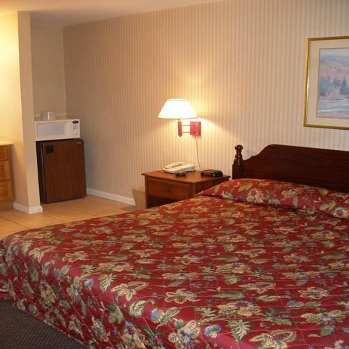 Maple Leaf Motel New Milford Стая снимка