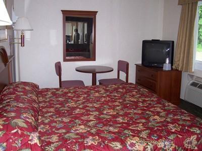 Maple Leaf Motel New Milford Стая снимка