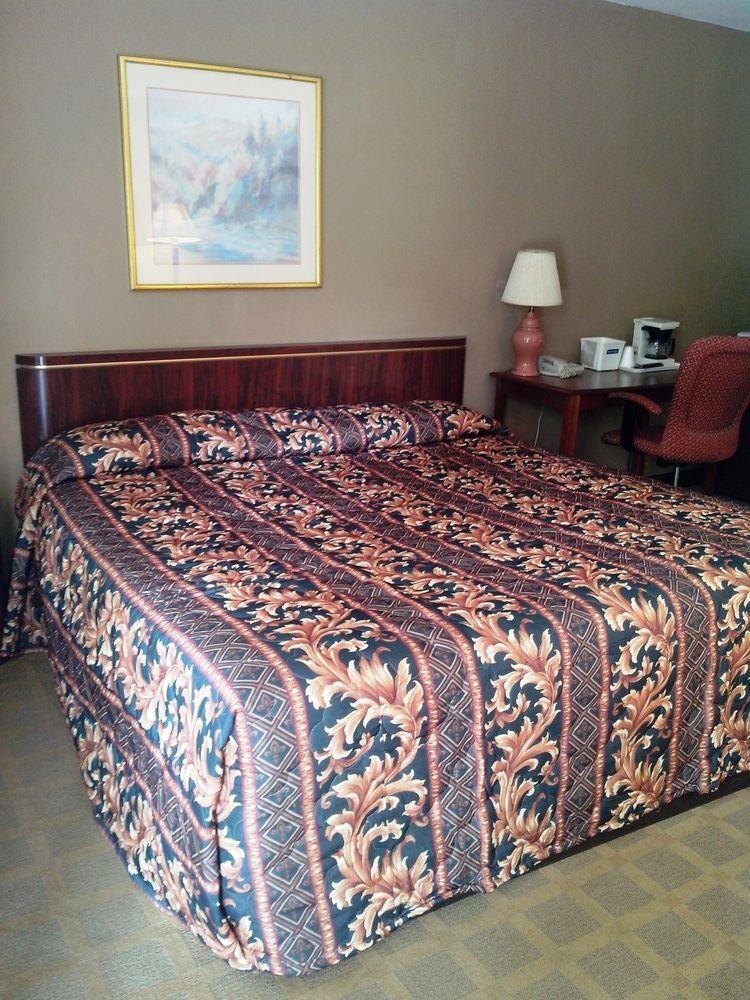 Maple Leaf Motel New Milford Екстериор снимка