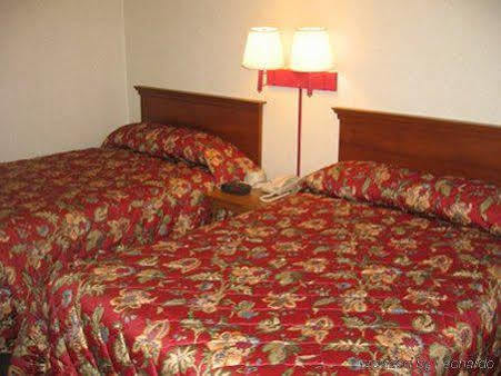 Maple Leaf Motel New Milford Екстериор снимка