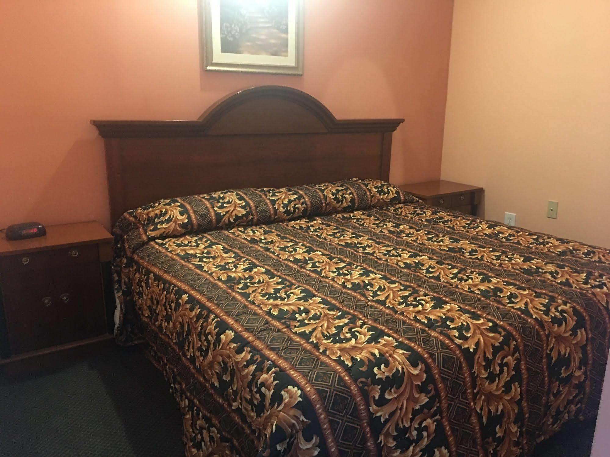 Maple Leaf Motel New Milford Екстериор снимка